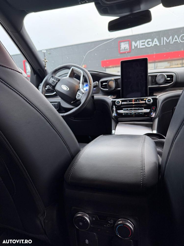 Ford Explorer 3.0 PHEV Platinum - 6
