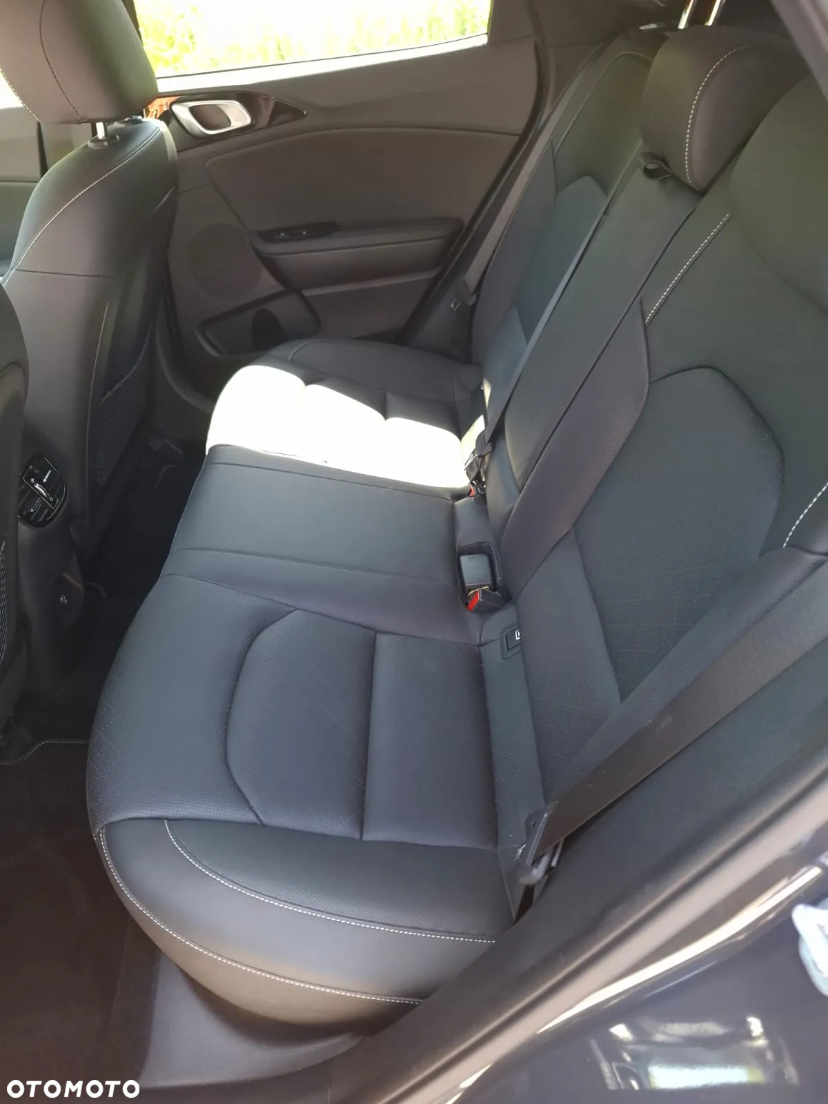 Kia XCeed 1.6 T-GDI Business Line DCT - 19