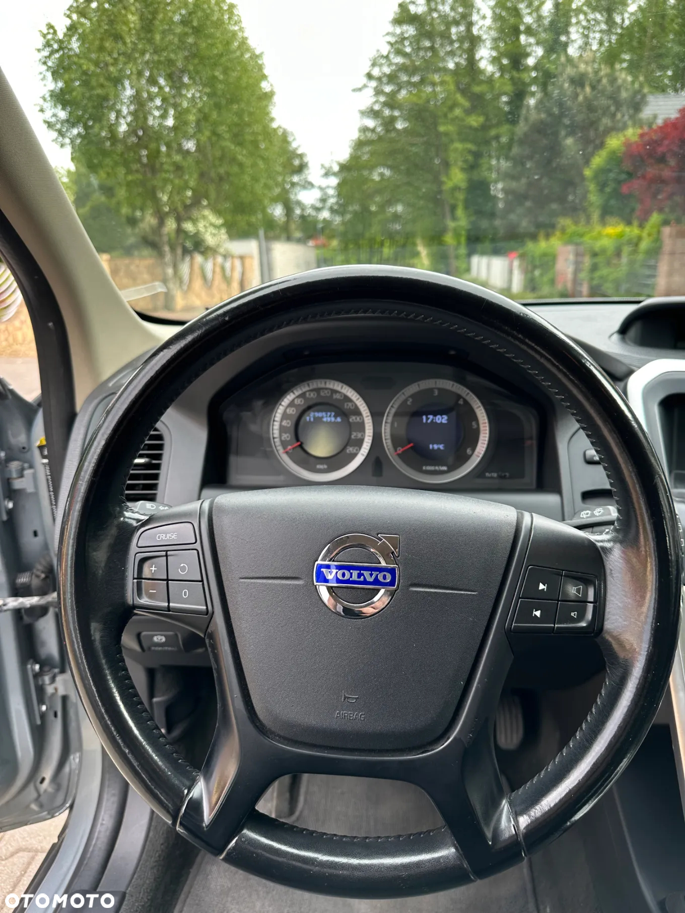 Volvo XC 60 D5 AWD Momentum - 9