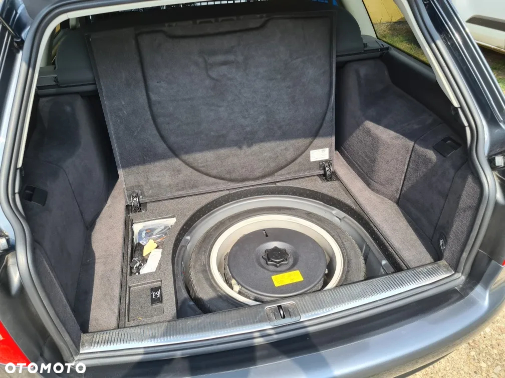 Audi A6 Avant 2.5 TDI - 14