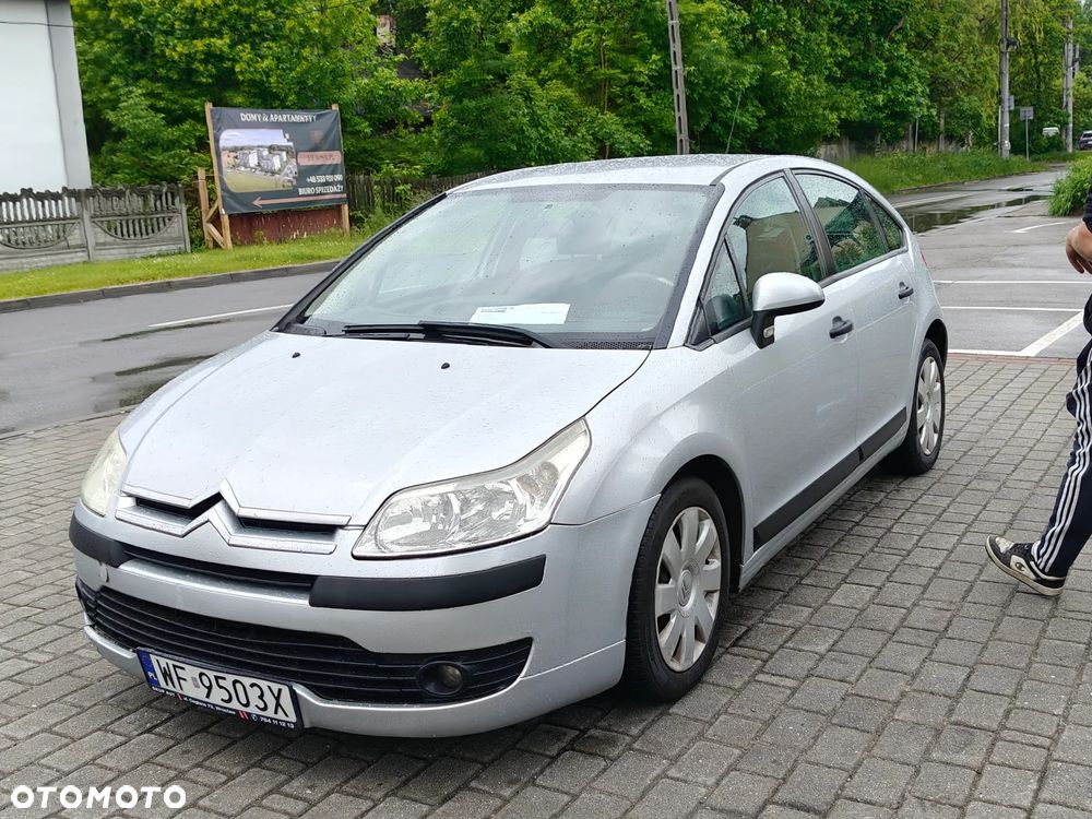 Citroën C4 1.4 16V Impress - 14
