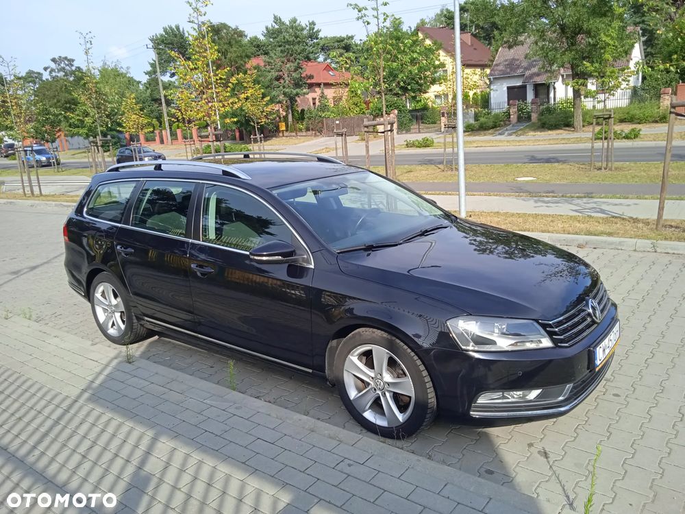 Volkswagen Passat 2.0 TDI DPF Highline - 14