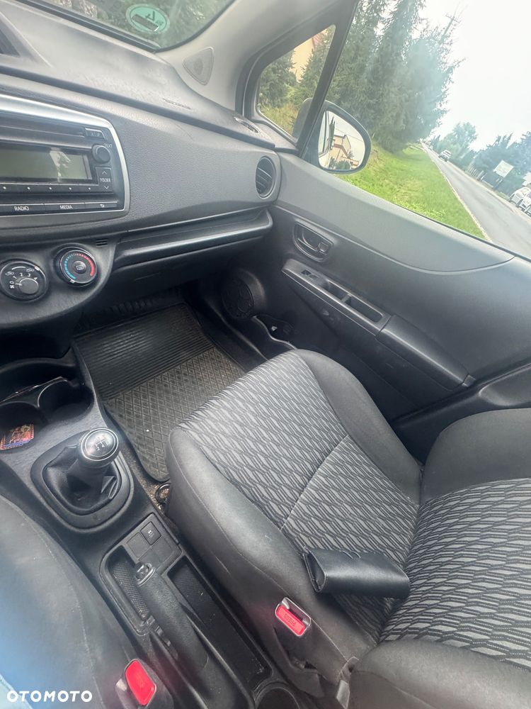 Toyota Yaris 1.0 VVT-i Life - 4