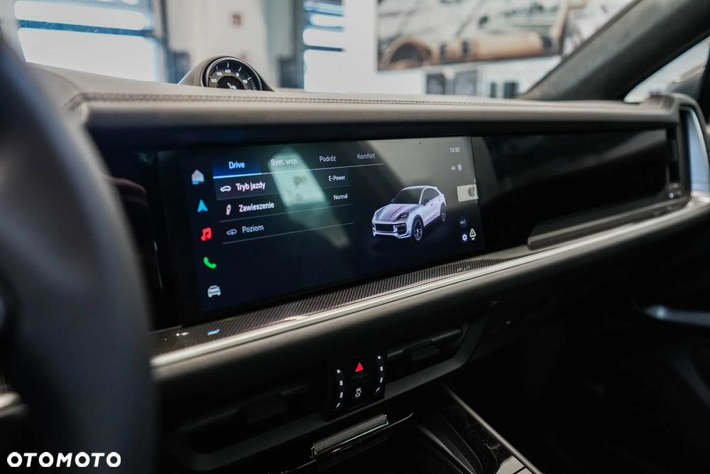 Porsche Cayenne Turbo E-Hybrid PHEV - 21