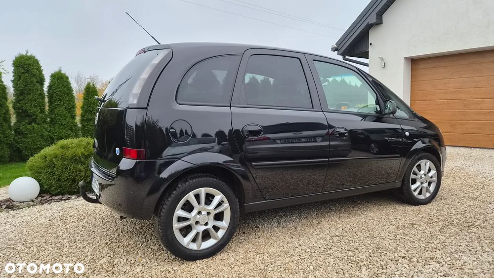 Opel Meriva 1.6 16V Cosmo - 12