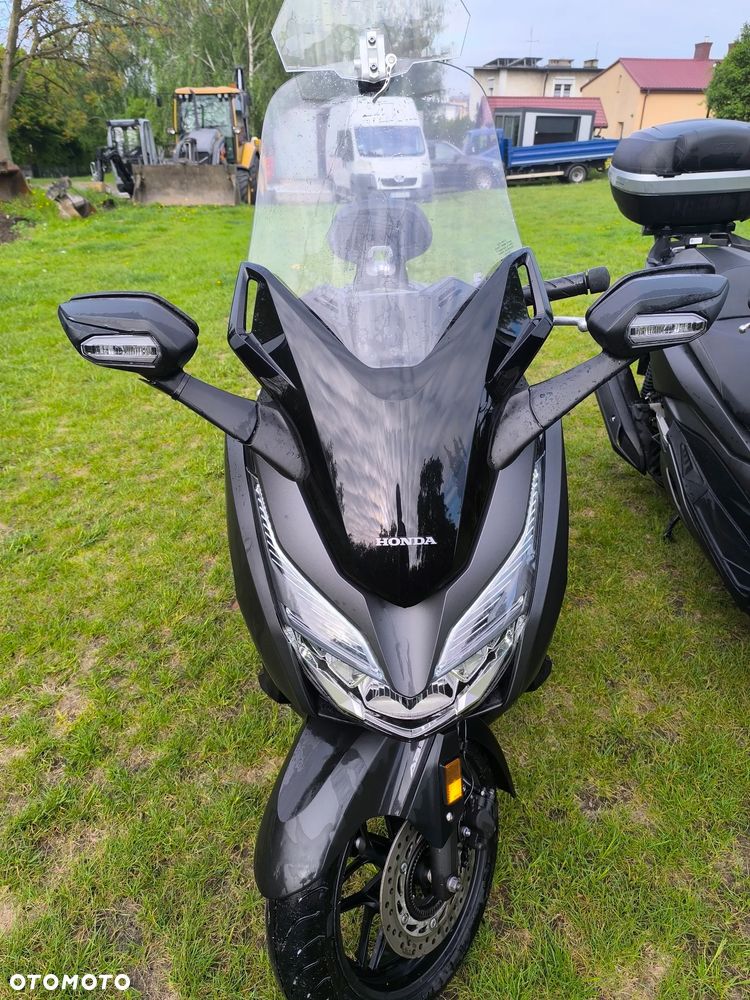 Honda NSS - 19