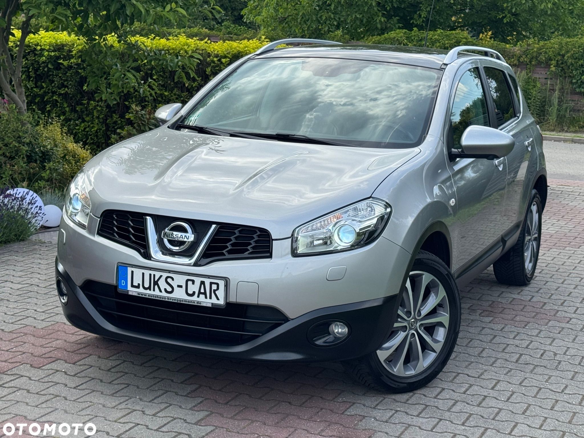 Nissan Qashqai - 1