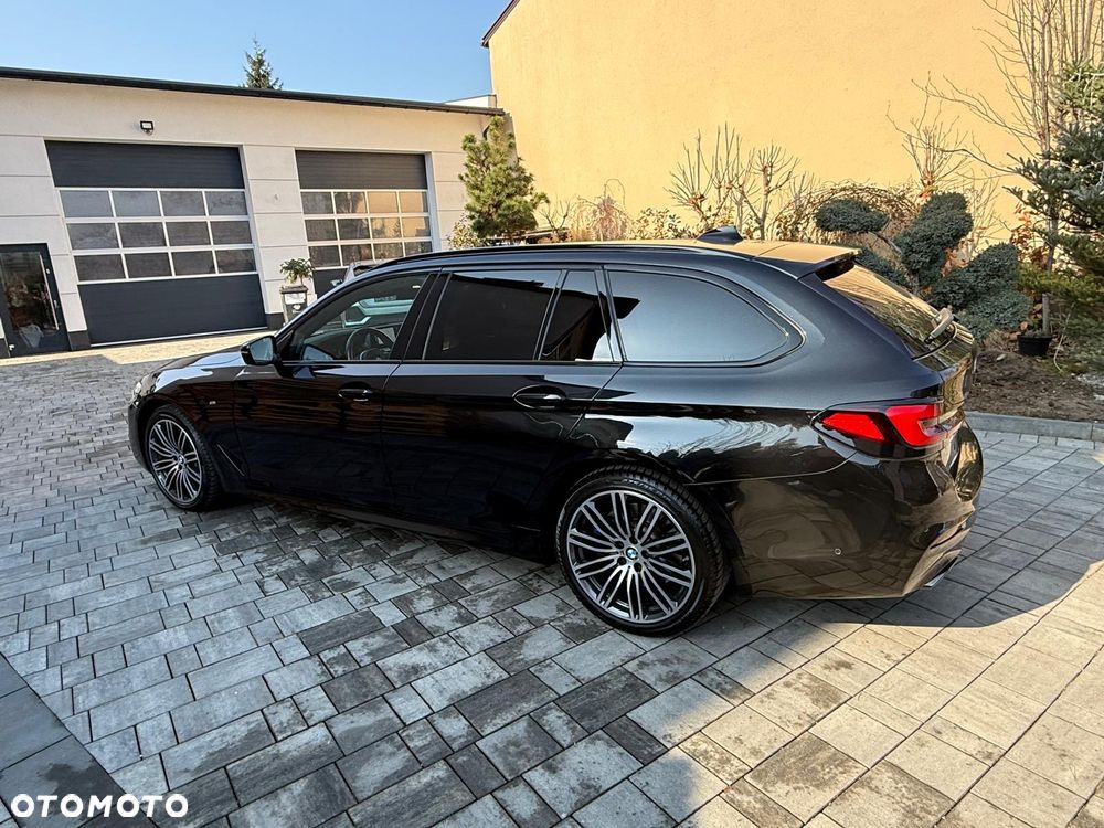 BMW Seria 5 530d xDrive M Sport sport - 22