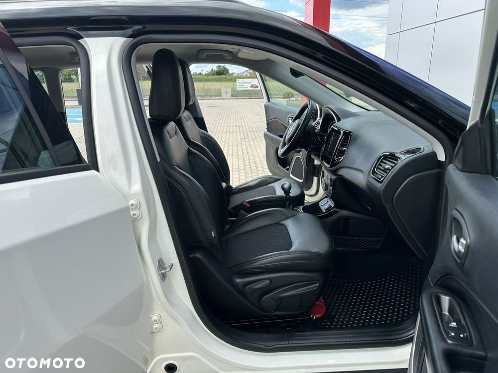 Jeep Compass 1.4 TMair Longitude FWD S&S - 17