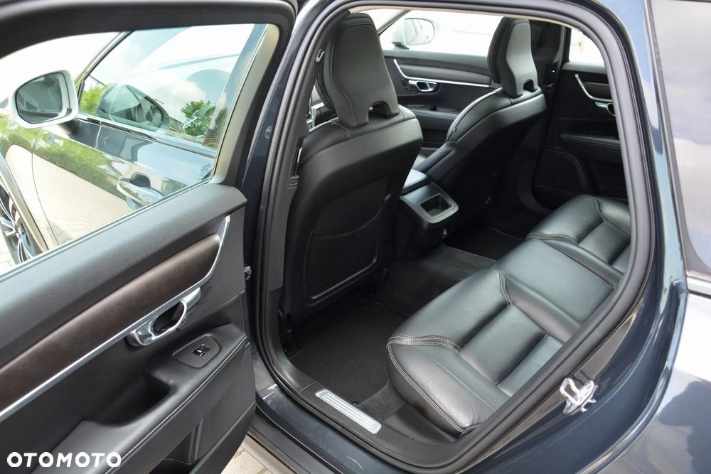 Volvo V90 Cross Country D4 AWD Geartronic Pro - 21