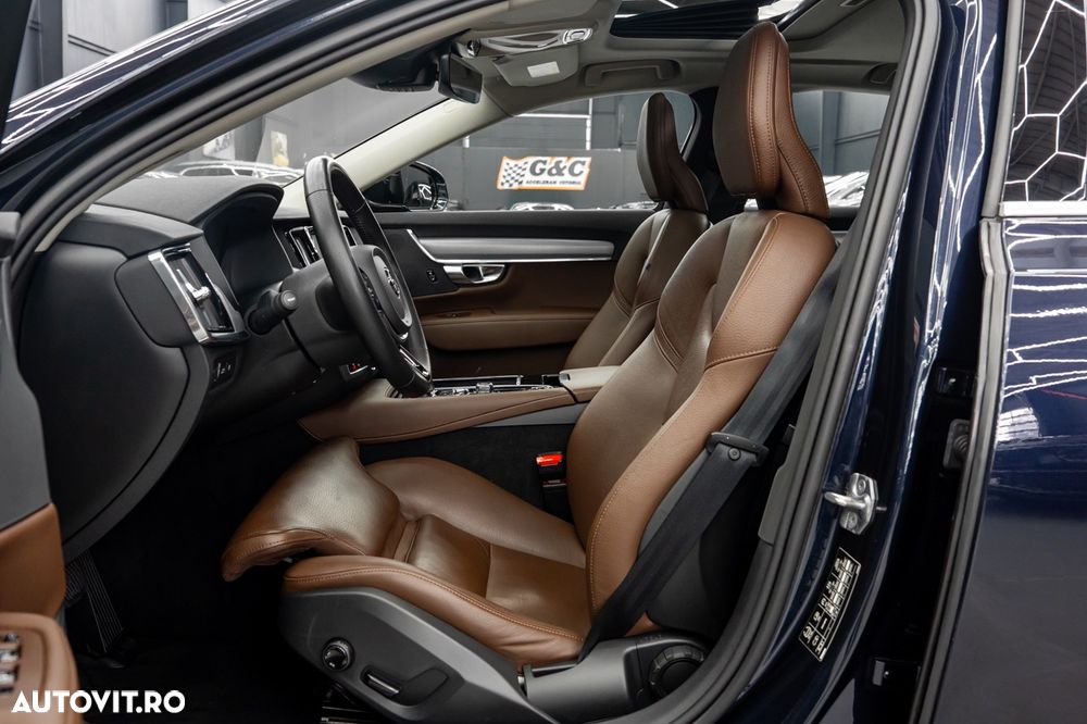 Volvo S90 T8 Twin Engine AWD Geartronic Momentum - 16