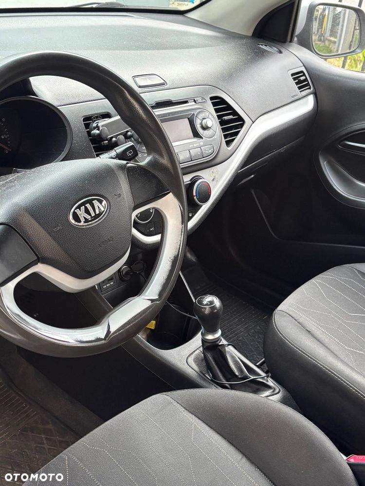 Kia Picanto 1.0 L - 5