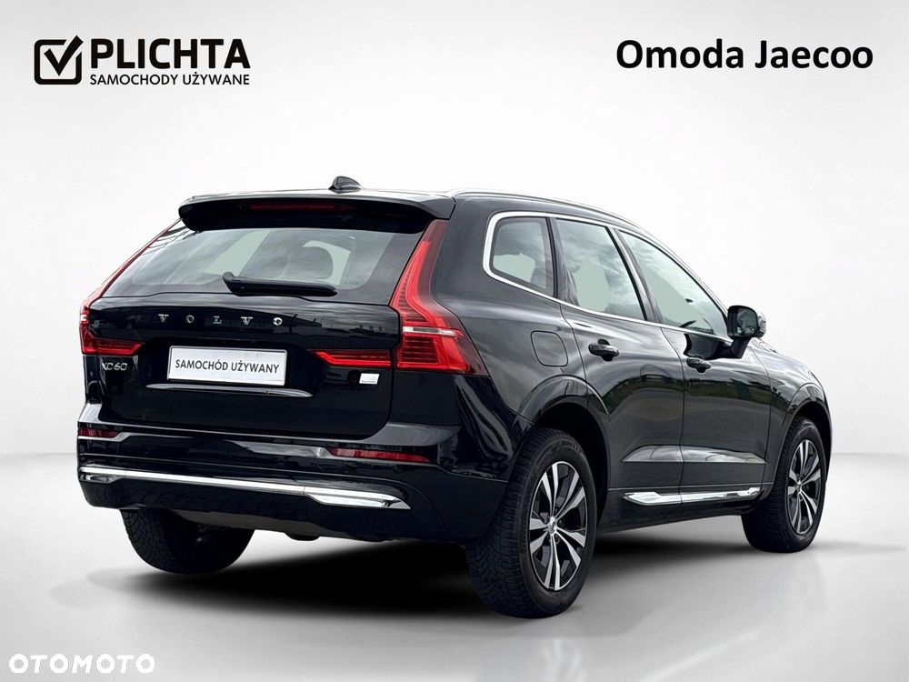 Volvo XC 60 T6 Plug-In Hybrid AWD Inscription - 6