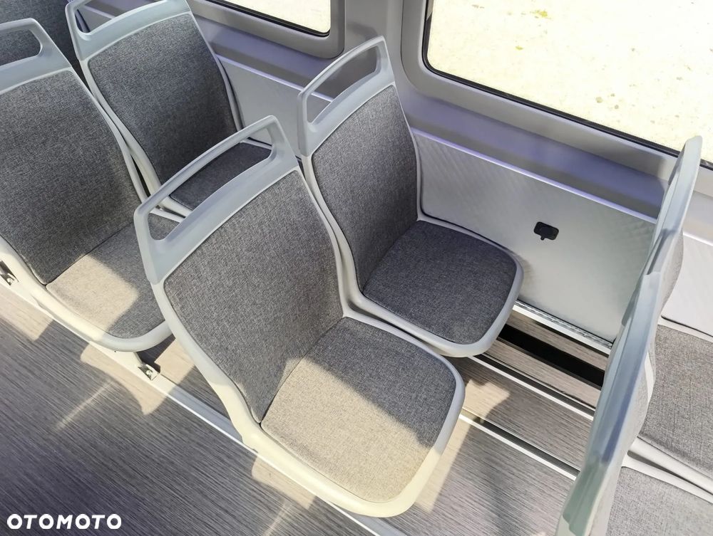 Mercedes-Benz eSprinter - 23