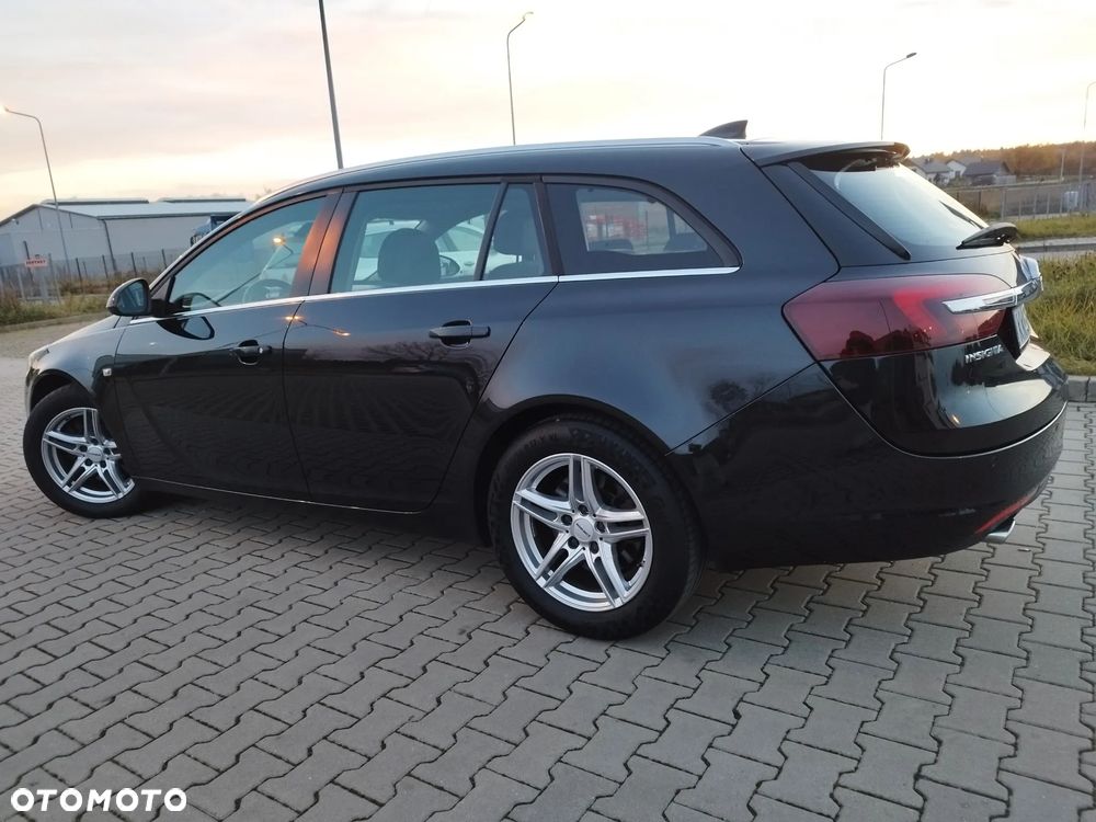 Opel Insignia - 10