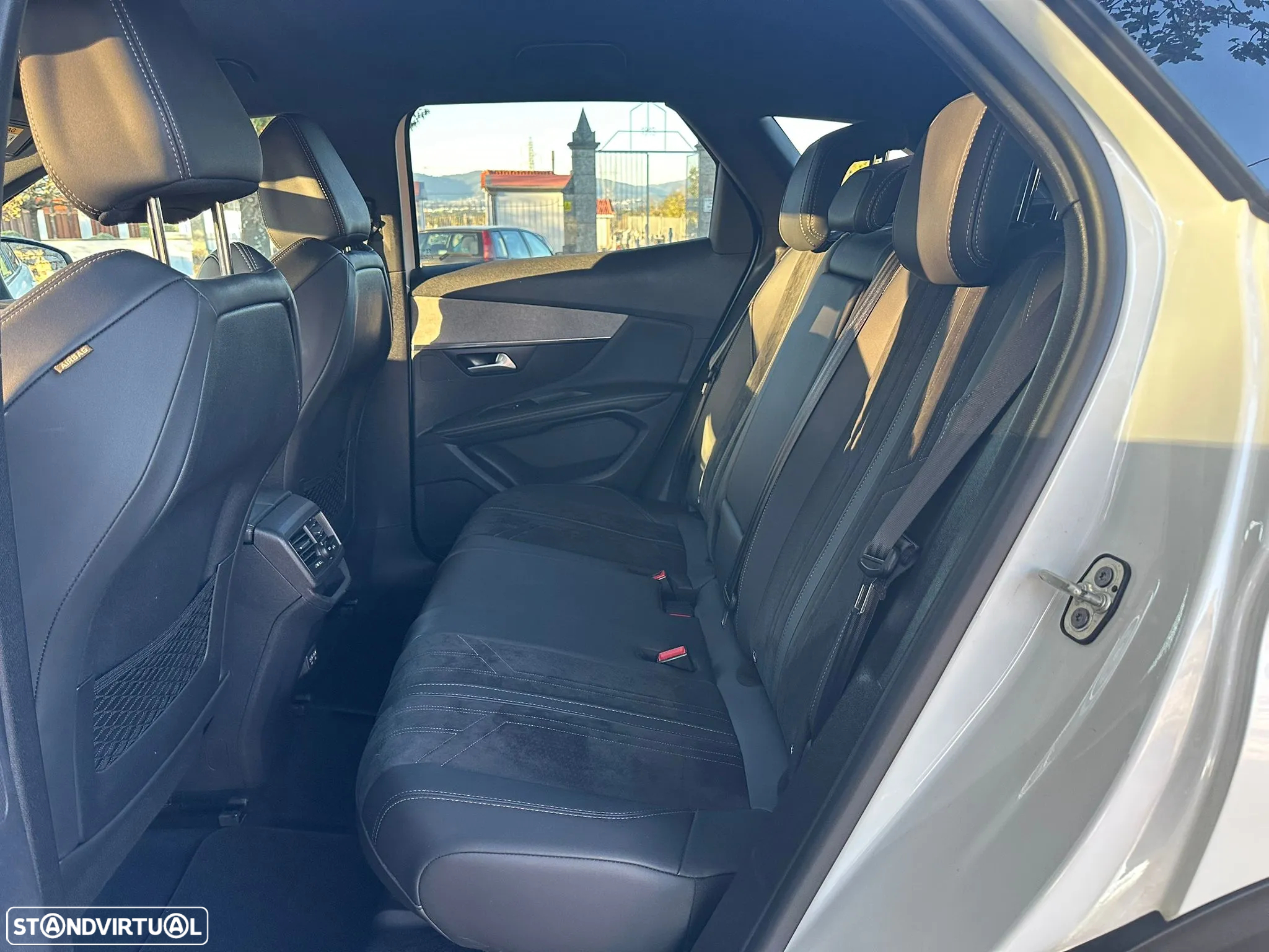 Peugeot 3008 1.2 PureTech GT Pack EAT8 - 24