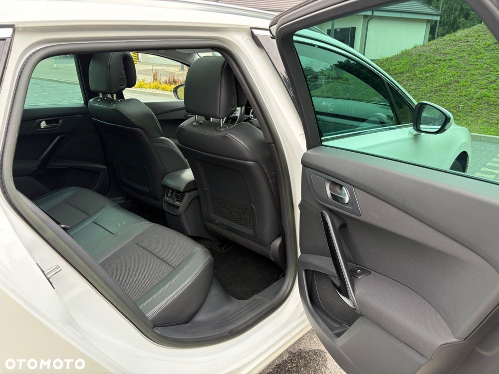 Peugeot 508 1.6 T Allure - 21