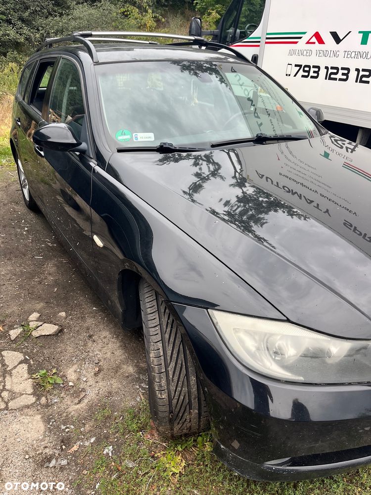 BMW Seria 3 318d - 9