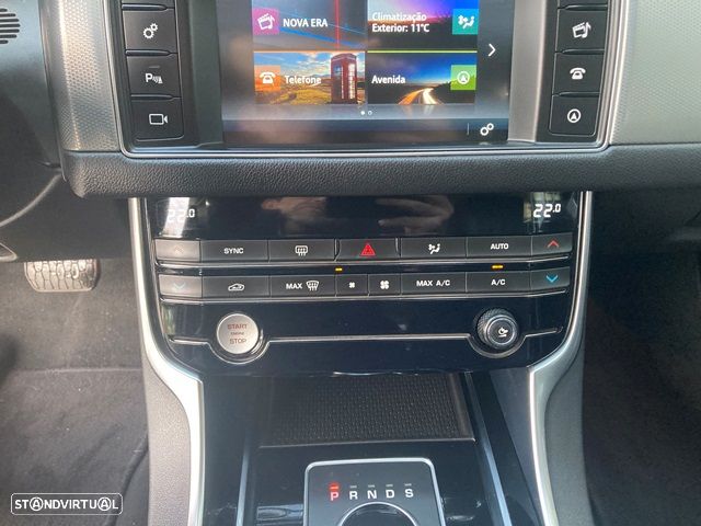 Jaguar XF Sportbrake 20d Aut. Prestige - 28