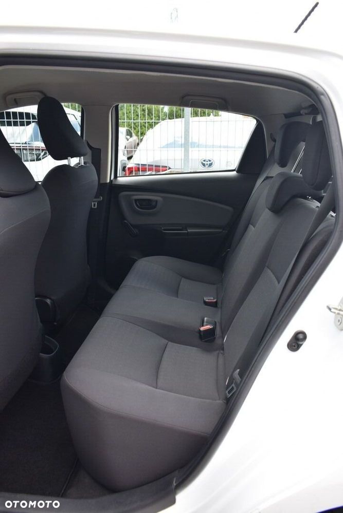 Toyota Yaris - 15
