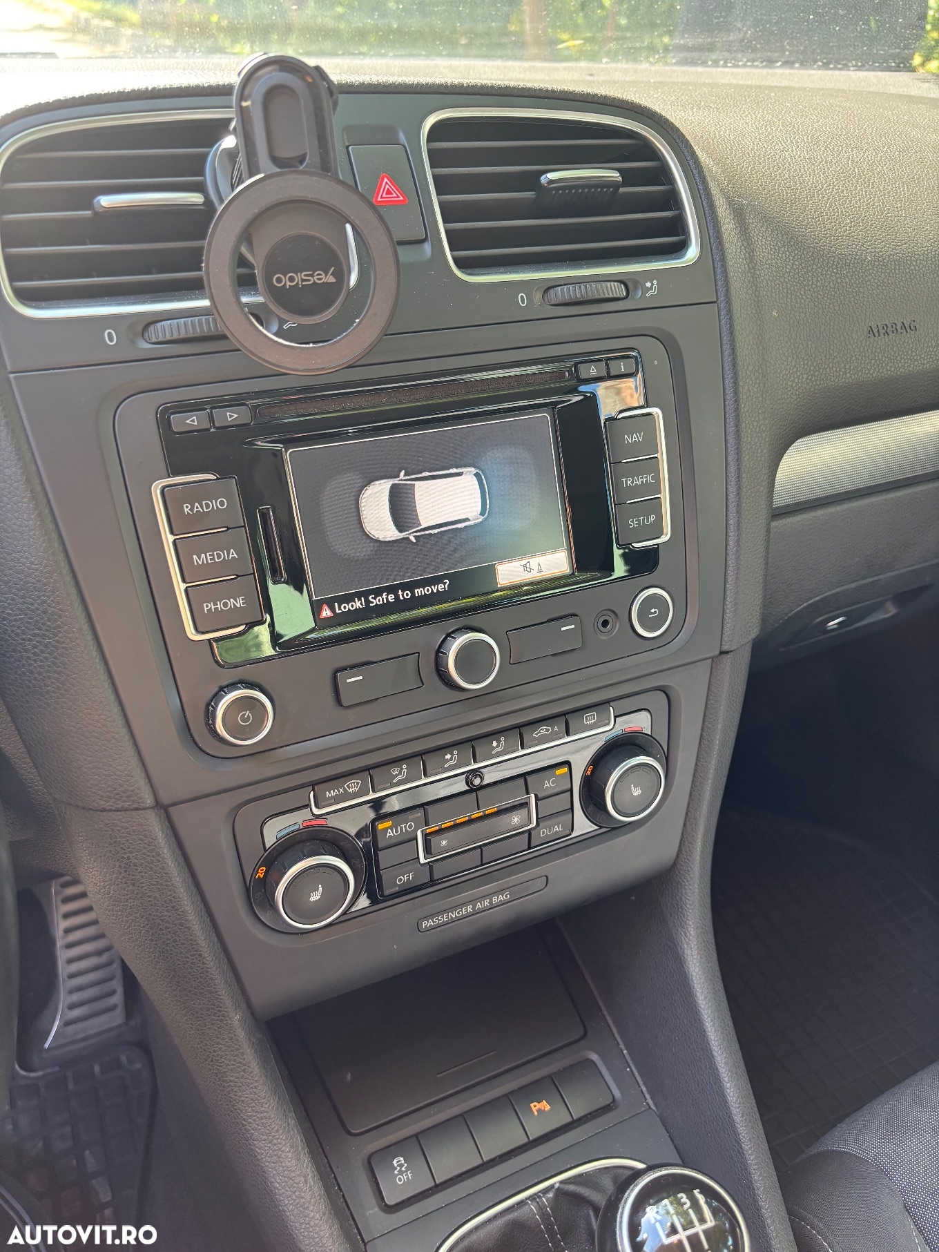 Volkswagen Golf - 17
