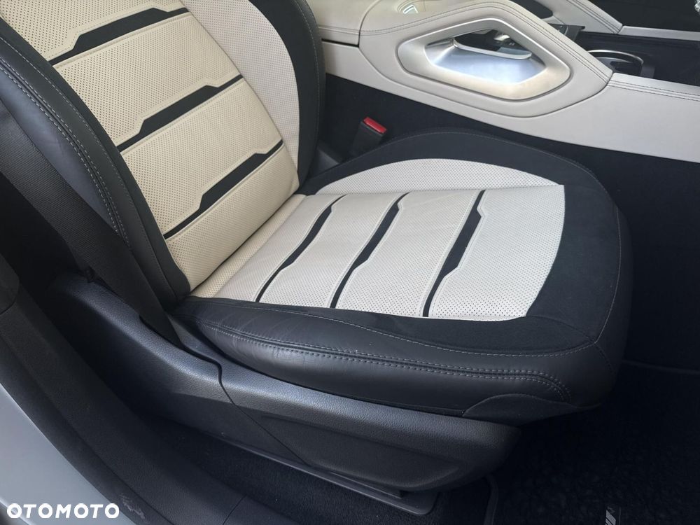 Mercedes-Benz GLE - 24