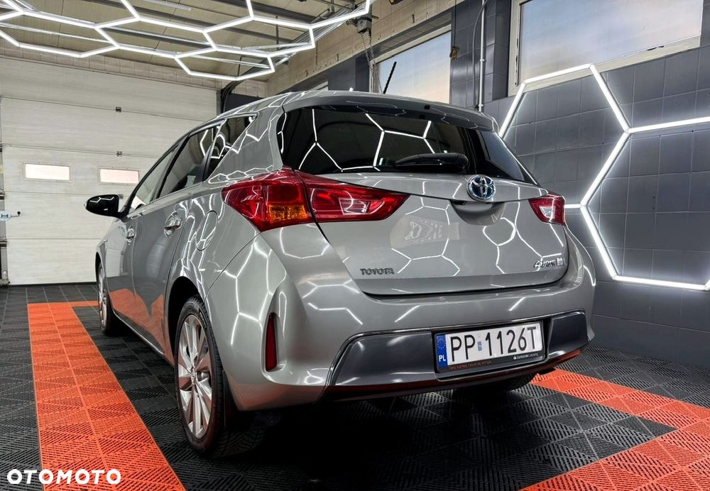 Toyota Auris - 5