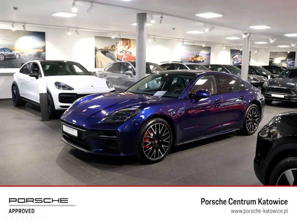 Porsche Panamera 4S E-Hybrid PHEV - 1