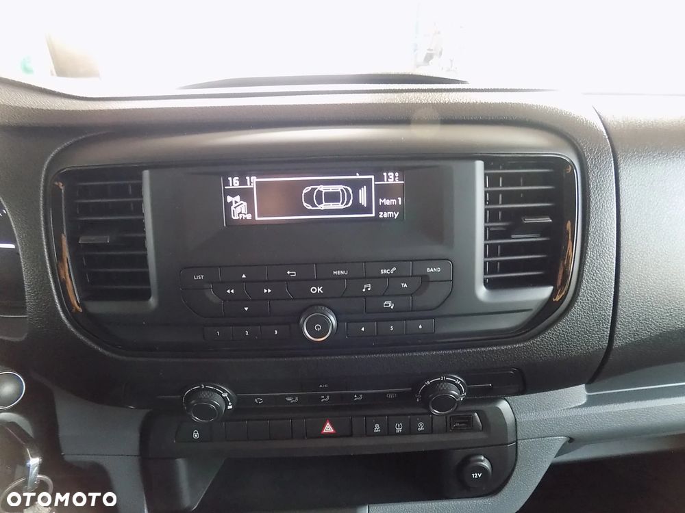 Opel Vivaro Kombi 2.0 CDTI Extra Long 2,8t Enjoy - 25