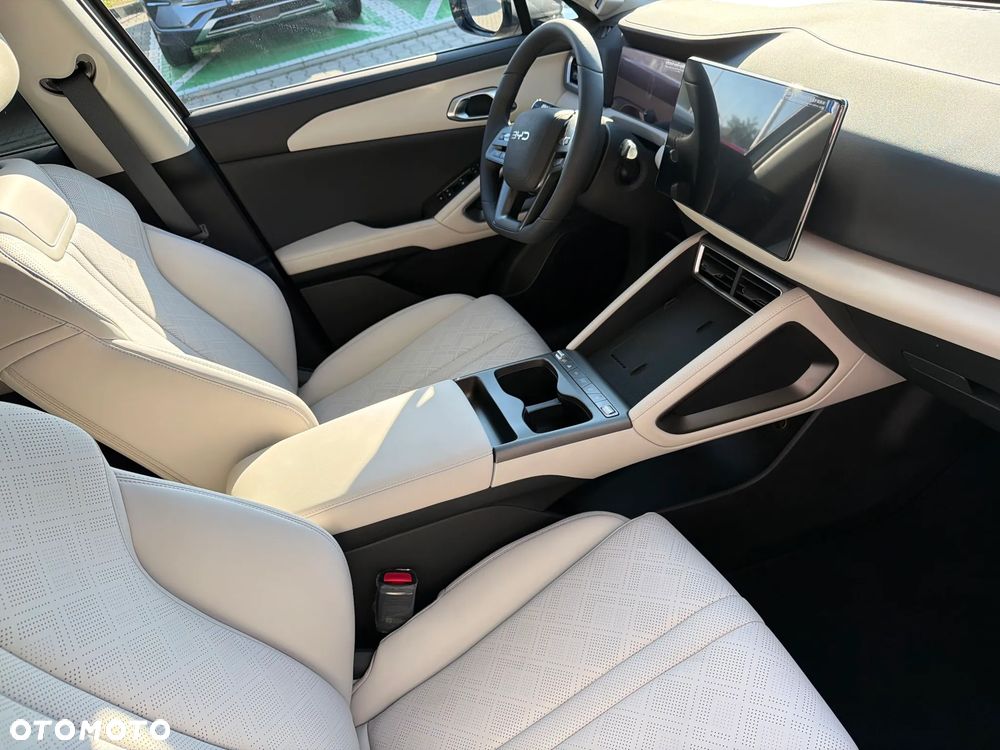 BYD Atto 2 DM-i Boost - 19