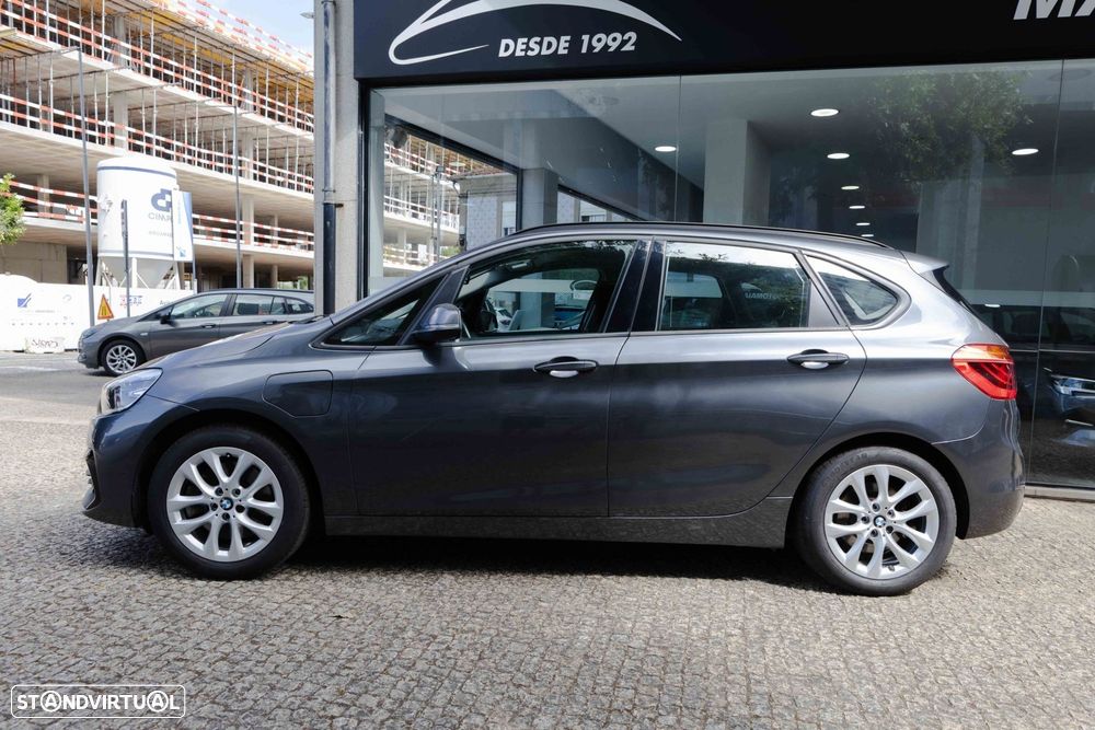 BMW 225xe Active Tourer - 2