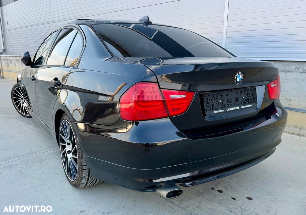 BMW Seria 3 320d DPF Aut. - 16