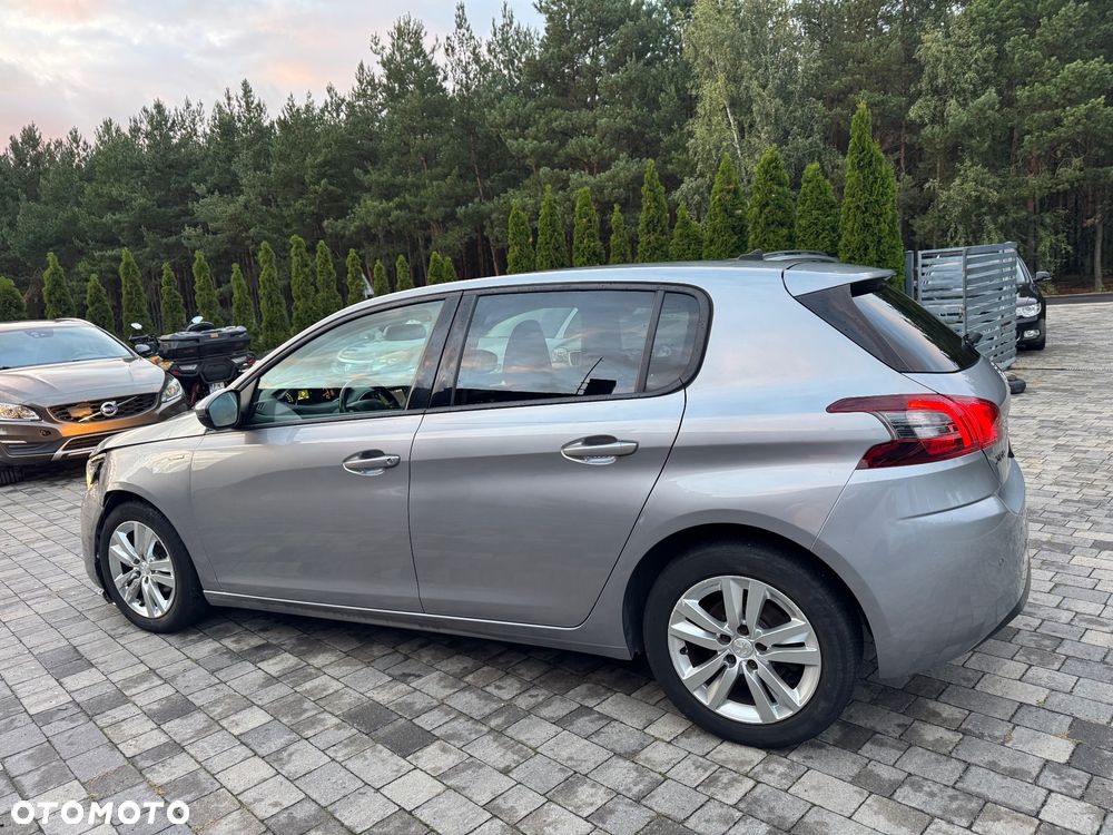 Peugeot 308 2019 photo 4
