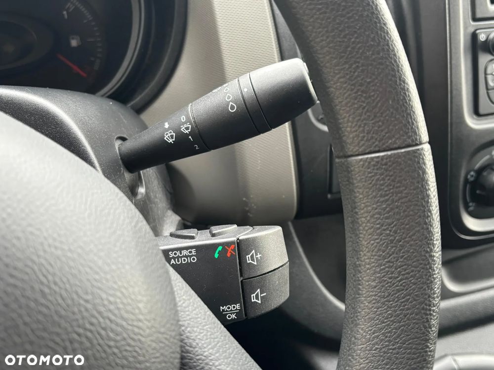 Renault Renault Traffic 1,9 Diesel, Blaszak, 3 osobowy - 15