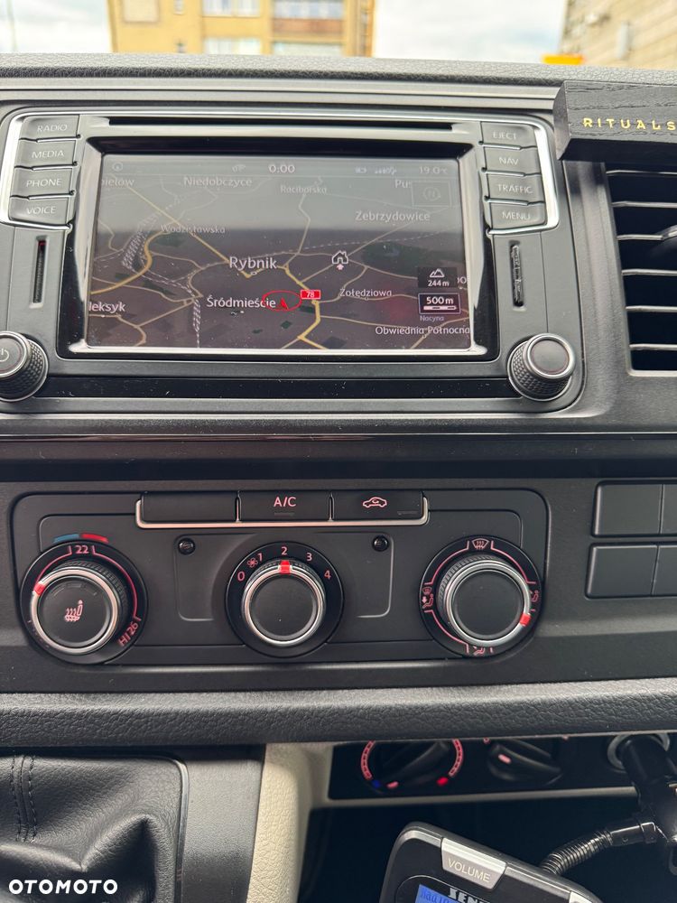 Volkswagen Transporter - 14