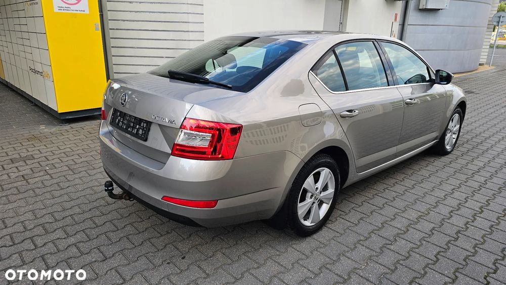 Skoda Octavia 2.0 TDI Ambiente - 9