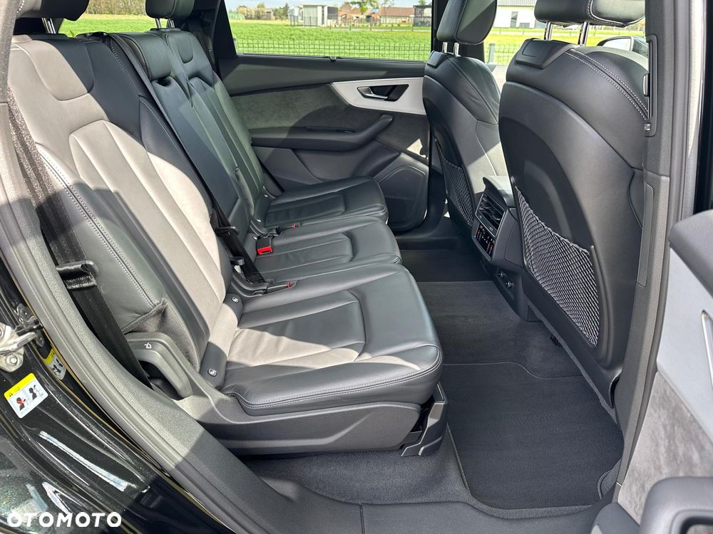 Audi Q7 50 TDI mHEV Quattro Black Edition Tiptr - 22