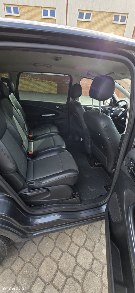 Ford S-Max 2.0 TDCi Titanium - 35