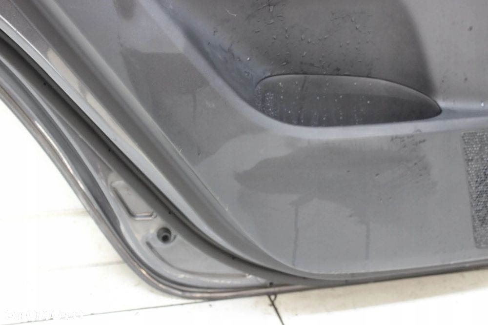 TOYOTA AURIS 06R- DRZWI LEWE TYLNE LEWY TYŁ 1G3 - 6