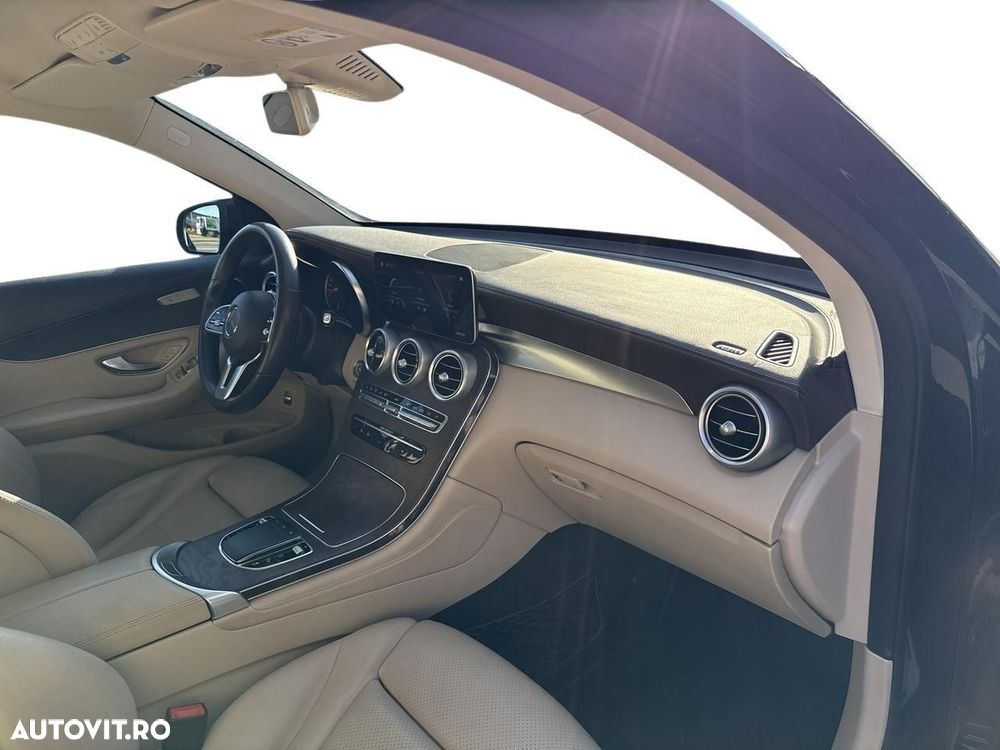 Mercedes-Benz GLC 220 d 4MATIC - 12