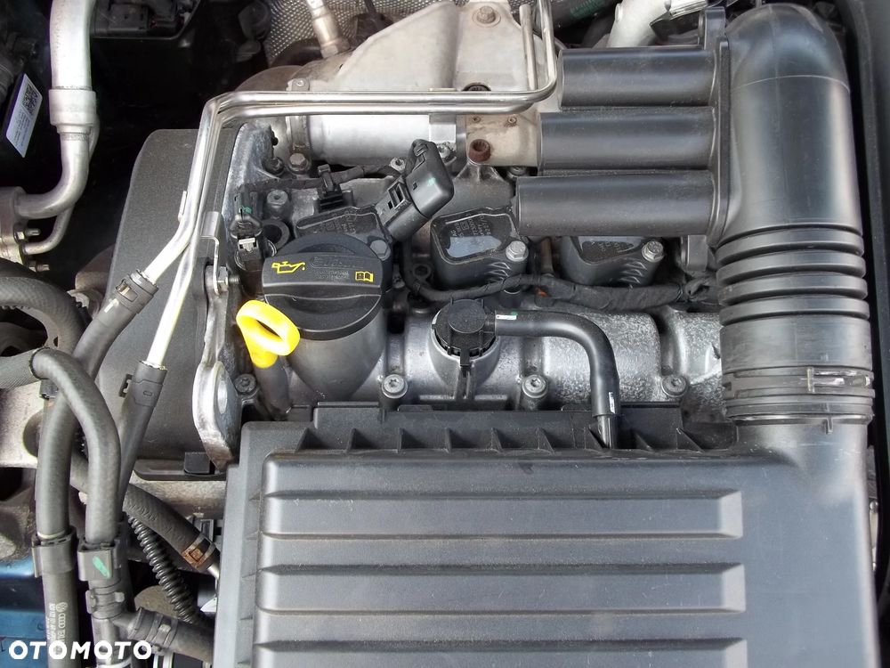 Volkswagen Golf 1.2 TSI Comfortline - 17