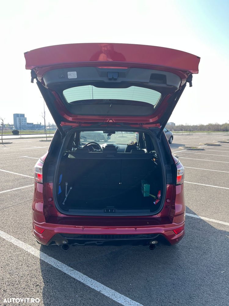 Ford Kuga 2.0 TDCi 4x4 Aut. ST-Line - 23