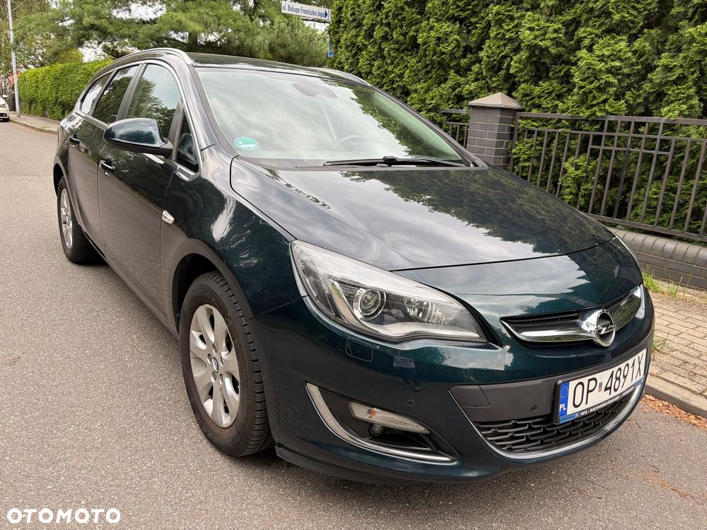 Opel Astra 1.6 CDTI DPF ecoFLEX TourerStart/Stop Exklusiv - 1