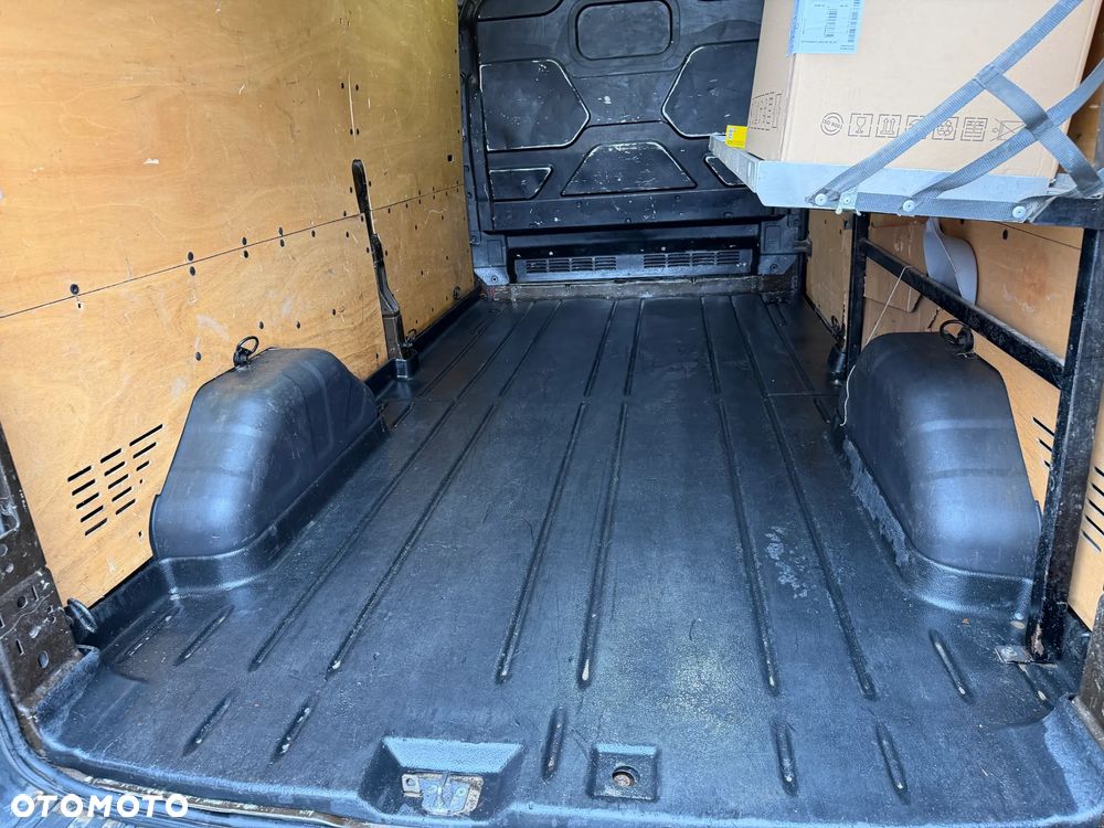 Ford Transit - 15