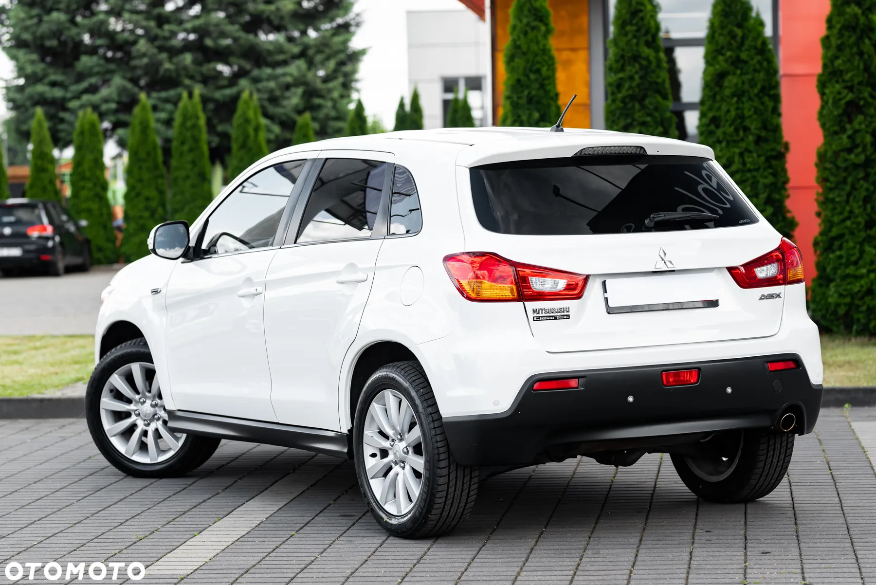 Mitsubishi ASX 1.8 DID Instyle 4WD AS&G - 13