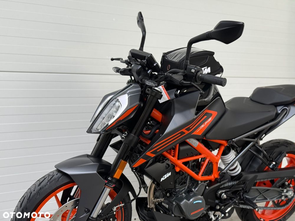 KTM Duke - 23