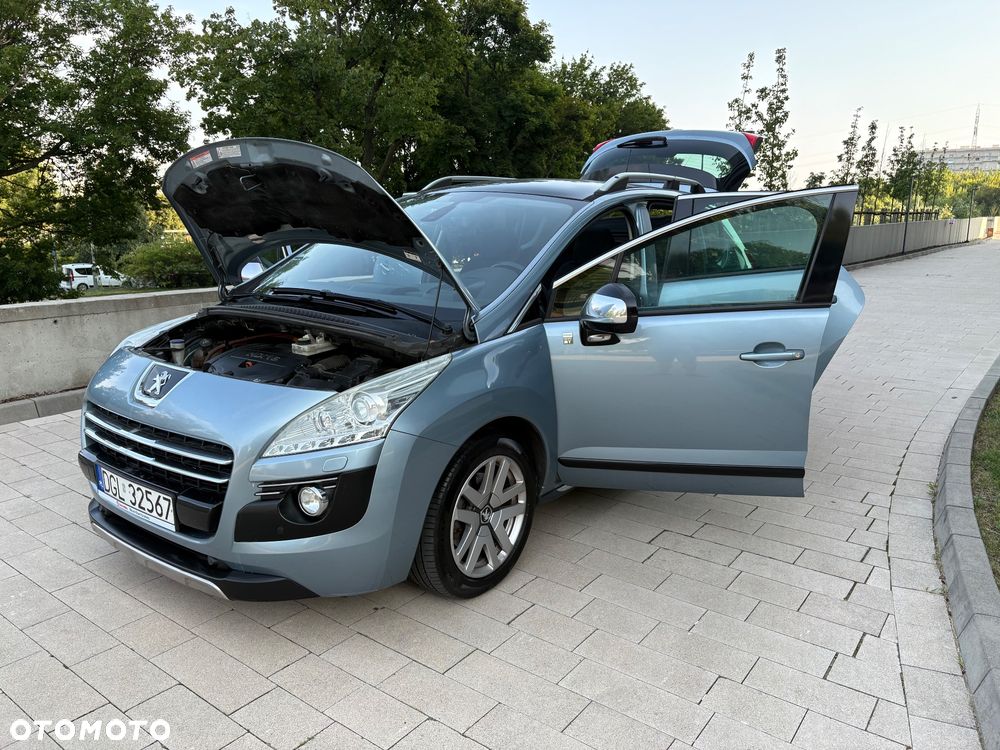 Peugeot 3008 Hybrid4 - 10