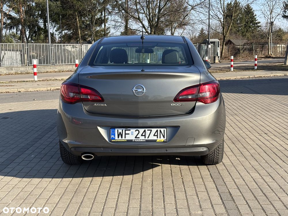 Opel Astra 1.4 T EU6 - 4