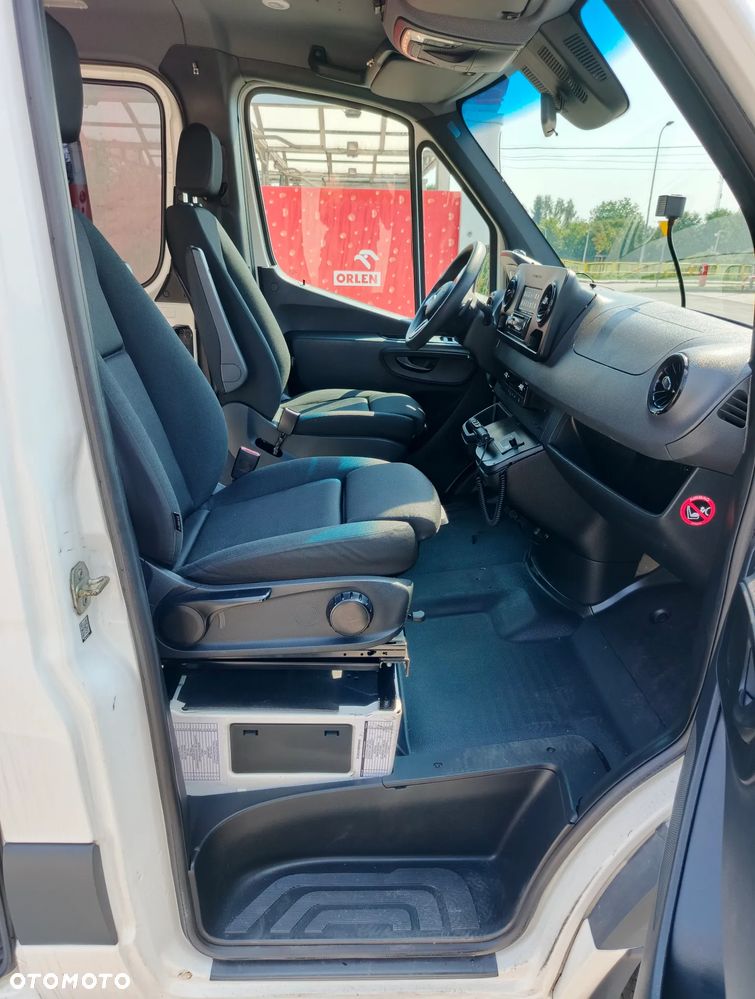 Mercedes-Benz Sprinter - 3