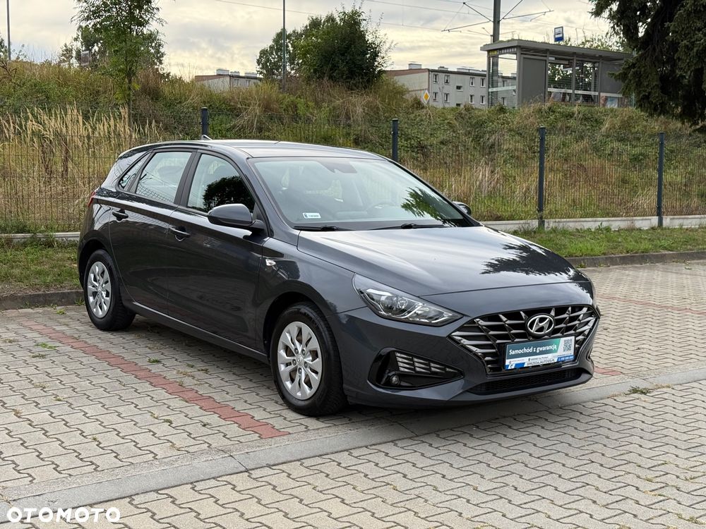 Hyundai i30 1.5 DPI Classic + - 33